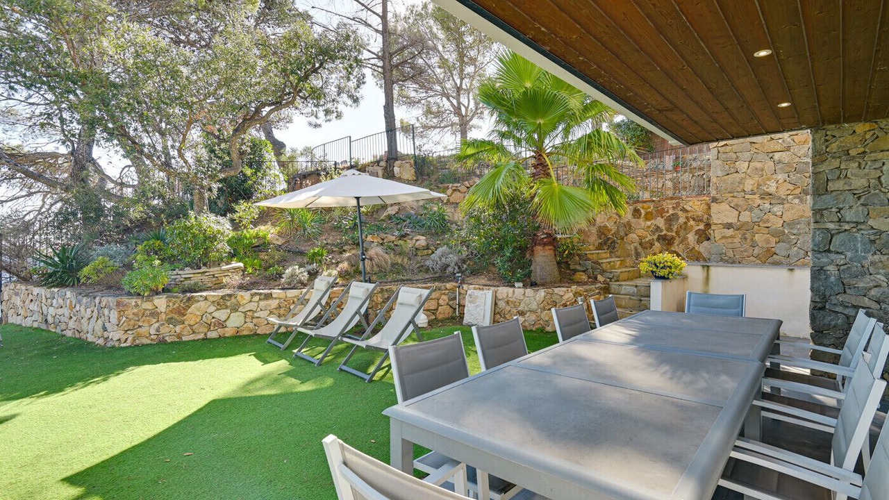 Photo of Outdoor in Salionc