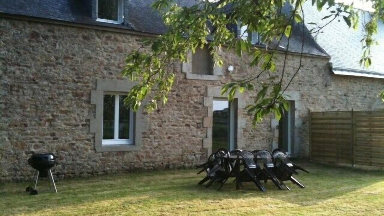 Photo of Others in Plescop