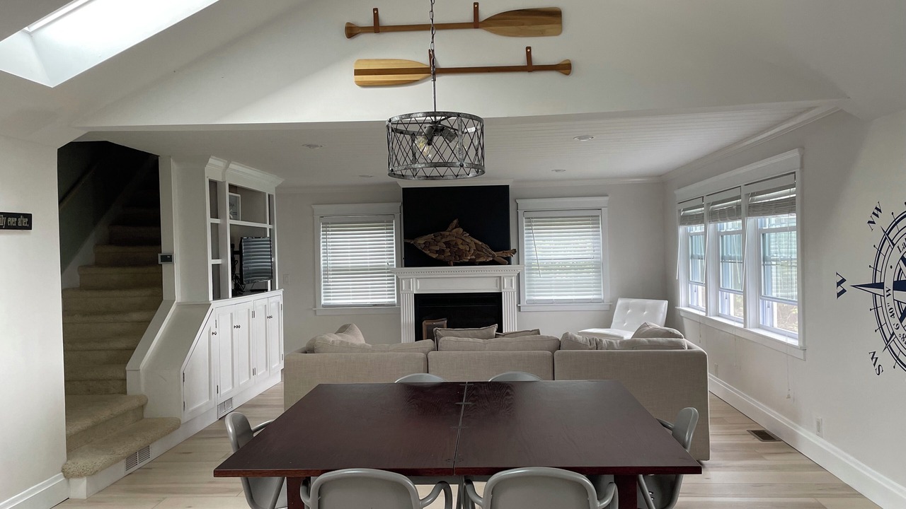 Photo of Bedroom in Knapp Shores