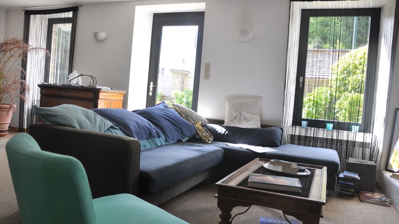 Photo of Livingroom in Urville-Nacqueville