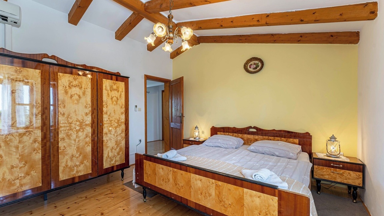 Photo of Bedroom in Kavran