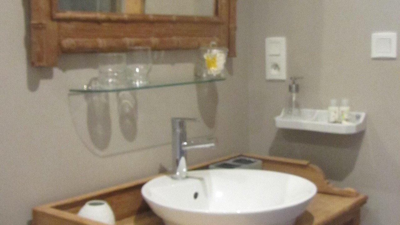 Photo of Bathroom in Saint-Gervais-sur-Couches