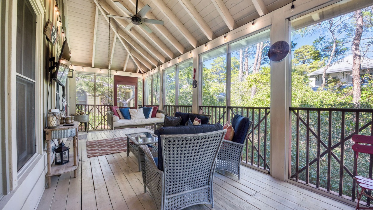 Photo of Livingroom in Seacrest
