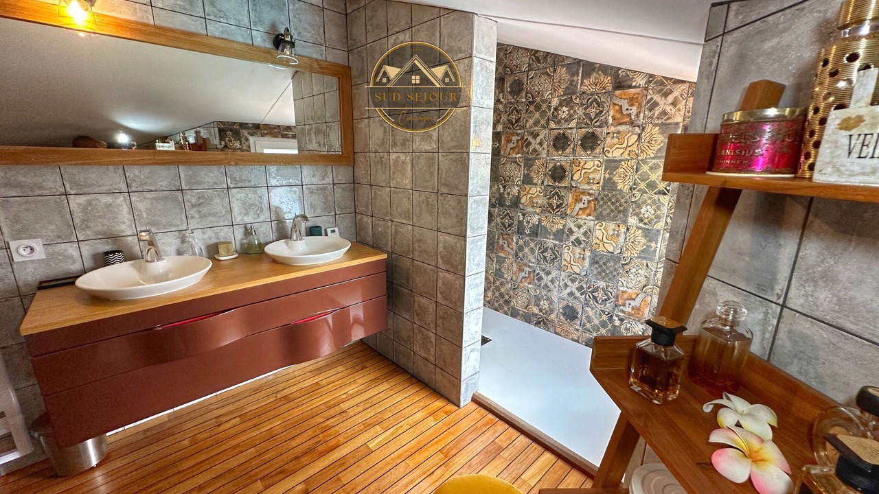 Photo of Bathroom in Bompas