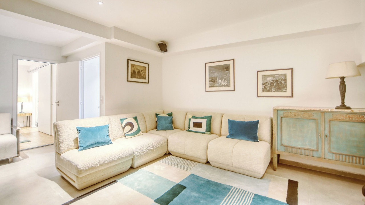 Photo of Livingroom in Issy-les-Moulineaux