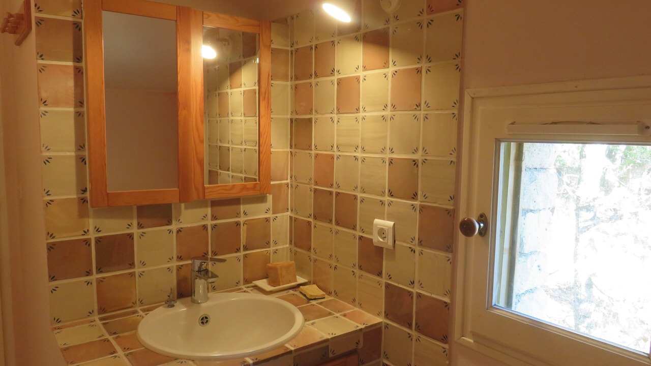 Photo of Bathroom in Sainte-Croix-a-Lauze