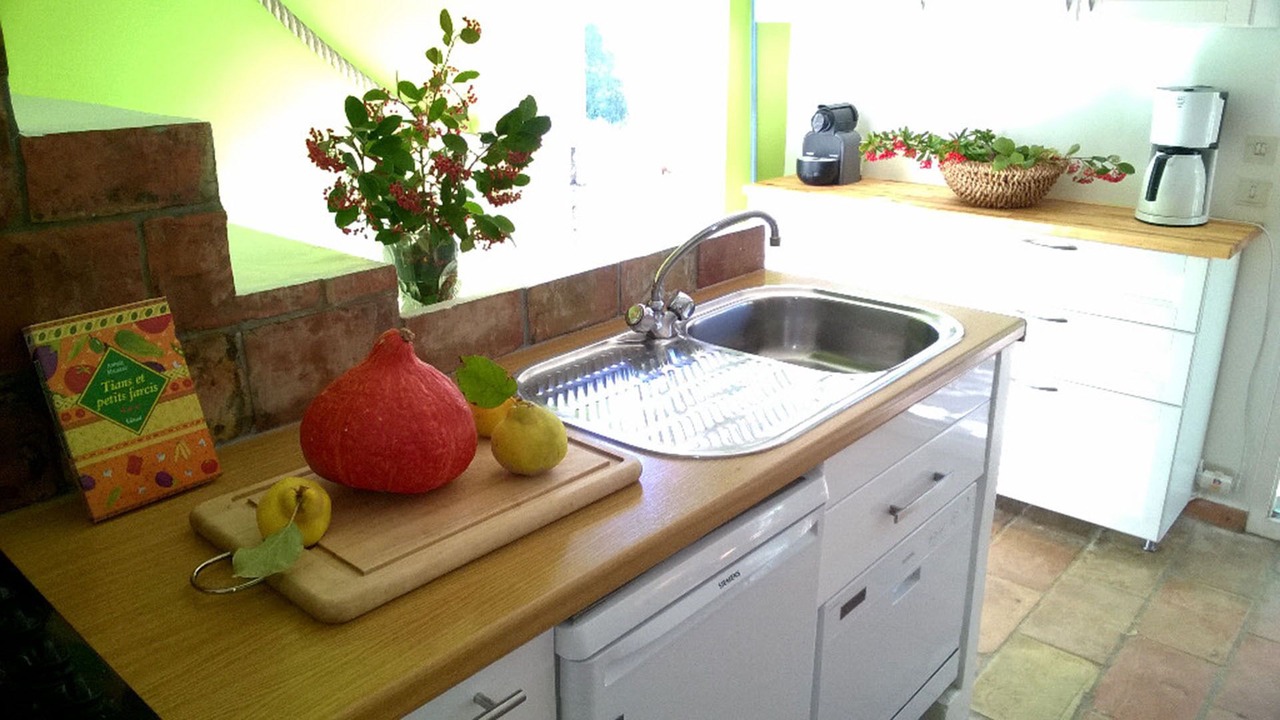 Photo of Kitchen in Sainte-Croix-a-Lauze