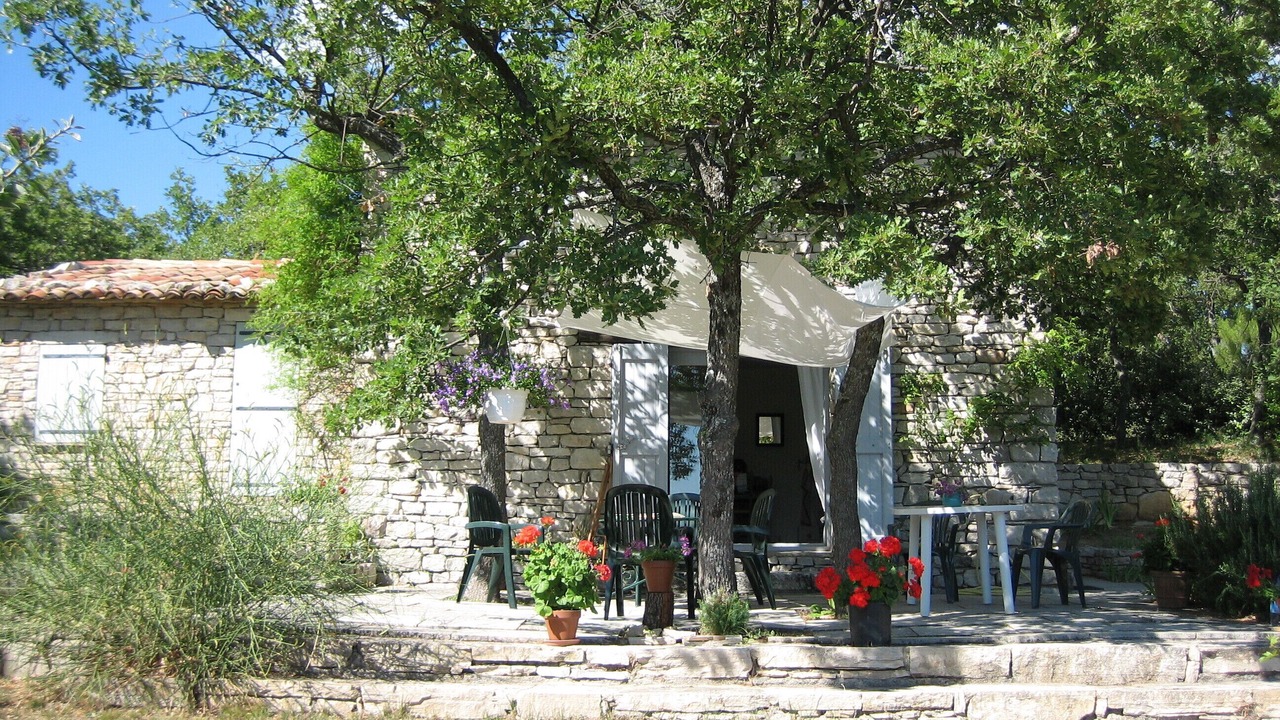 Photo of Outdoor in Sainte-Croix-a-Lauze