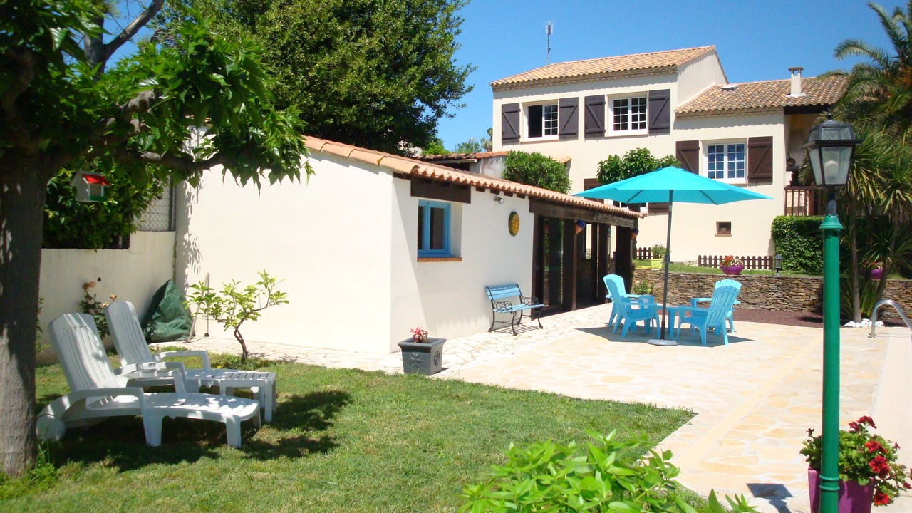 Photo of Outdoor in Saint-Genies-de-Fontedit