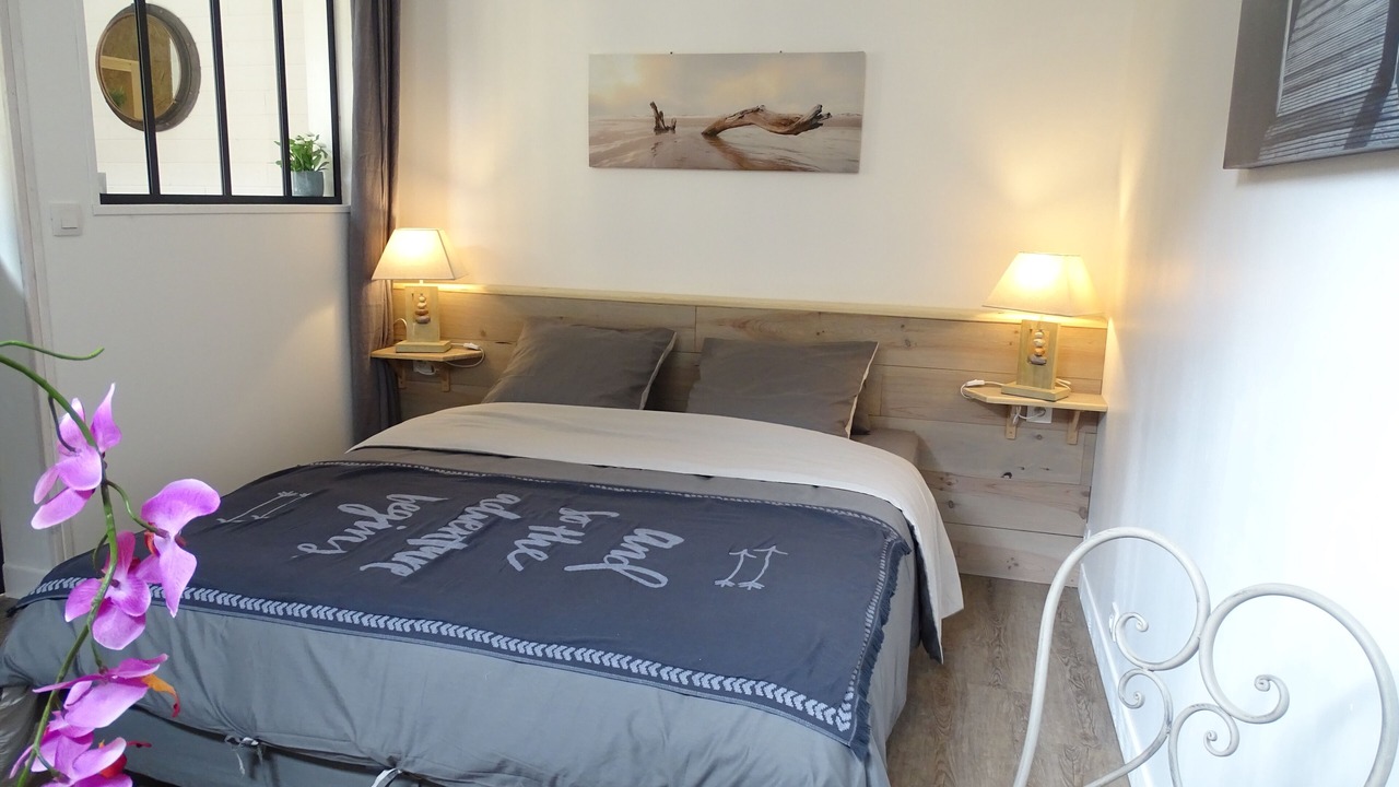 Photo of Bedroom in Fecamp