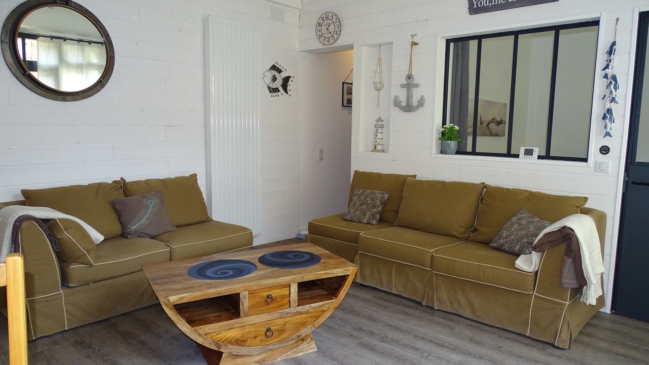 Photo of Livingroom in Fecamp