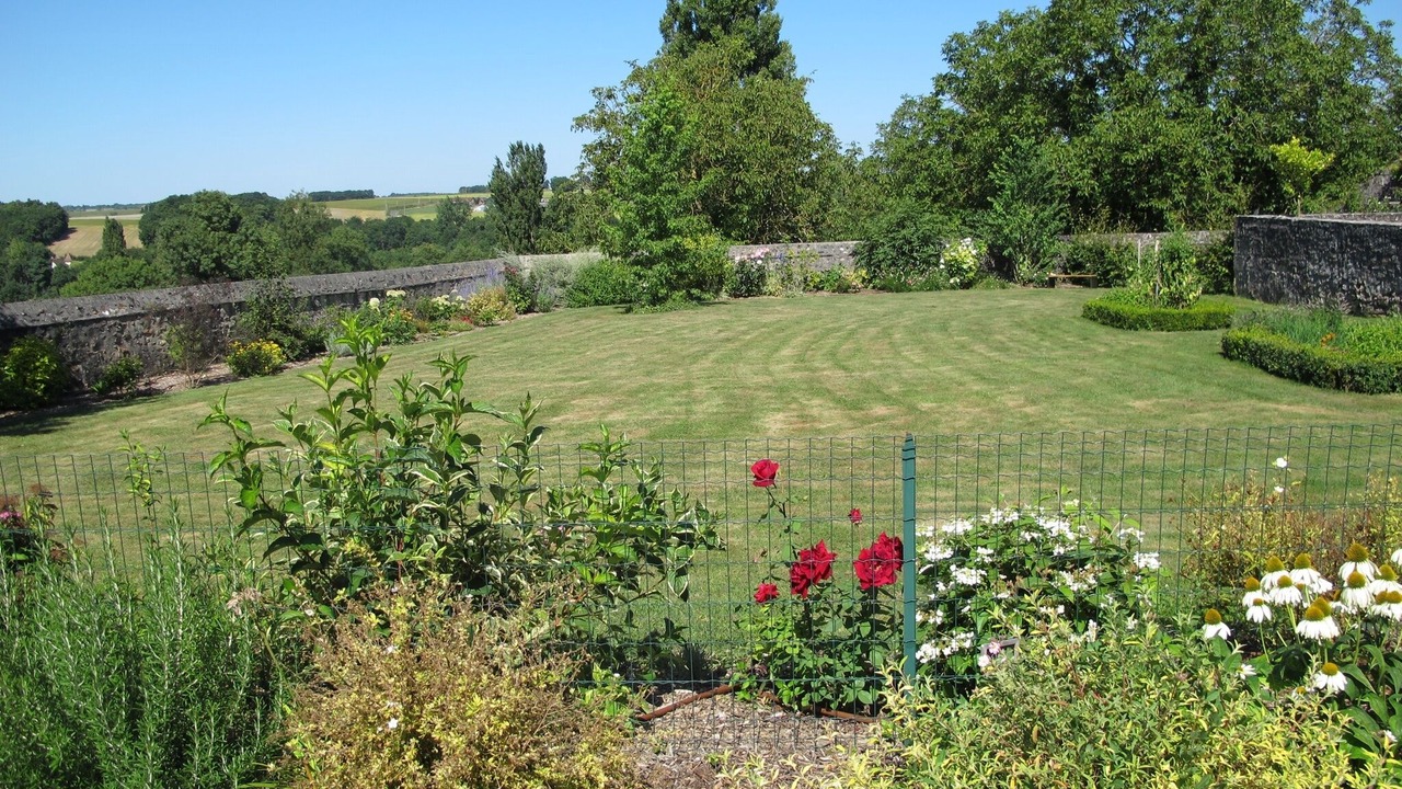 Photo of Outdoor in Abilly