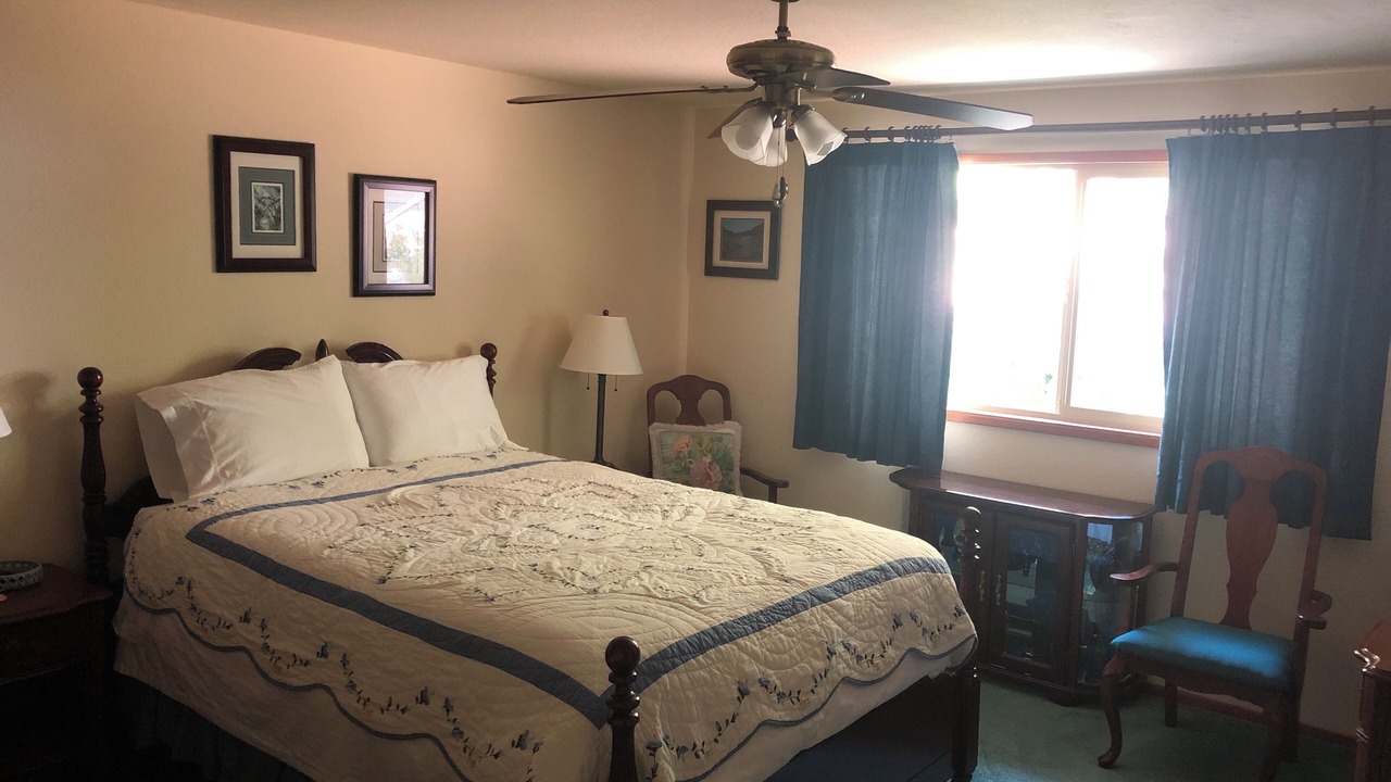 Photo of Bedroom in Gold Beach