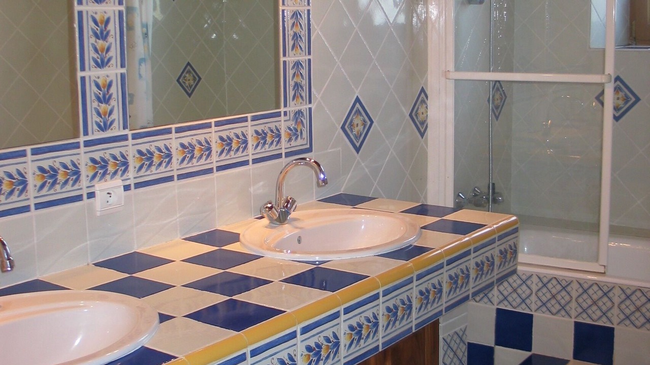 Photo of Bathroom in Tayrac