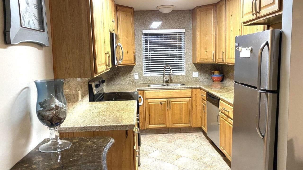 Photo of Kitchen in Summerland Key
