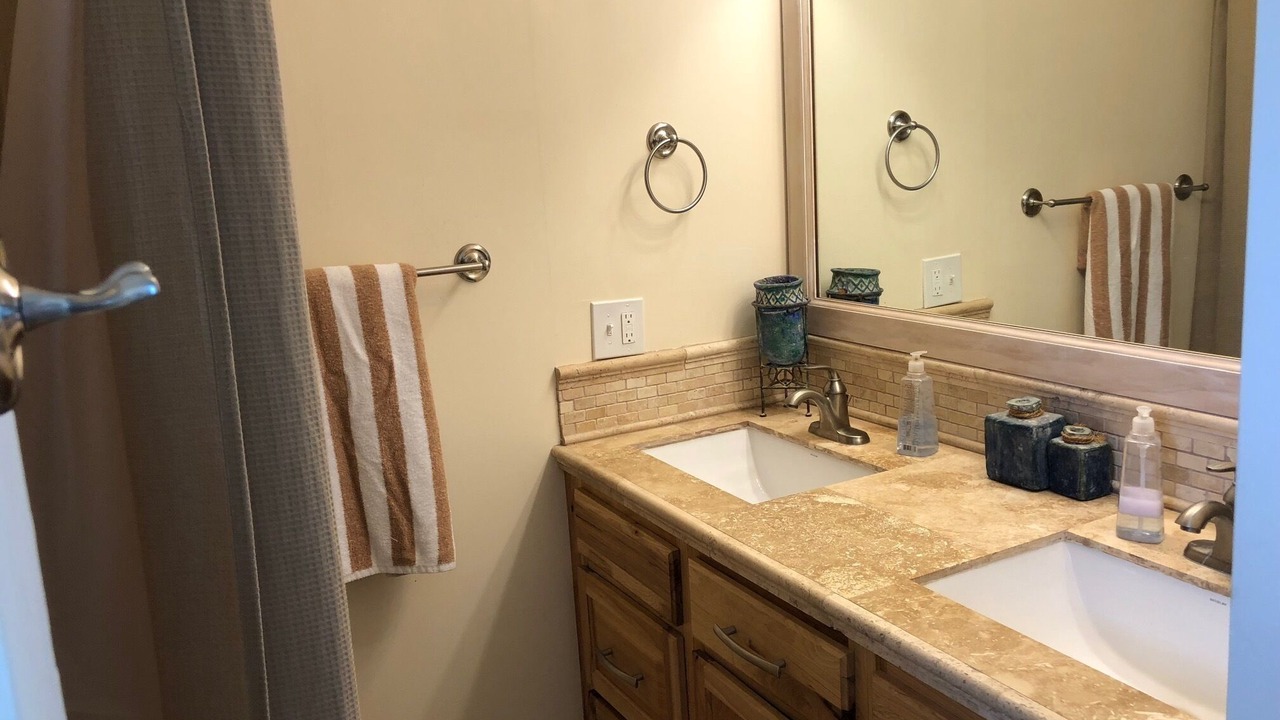 Photo of Bathroom in Summerland Key
