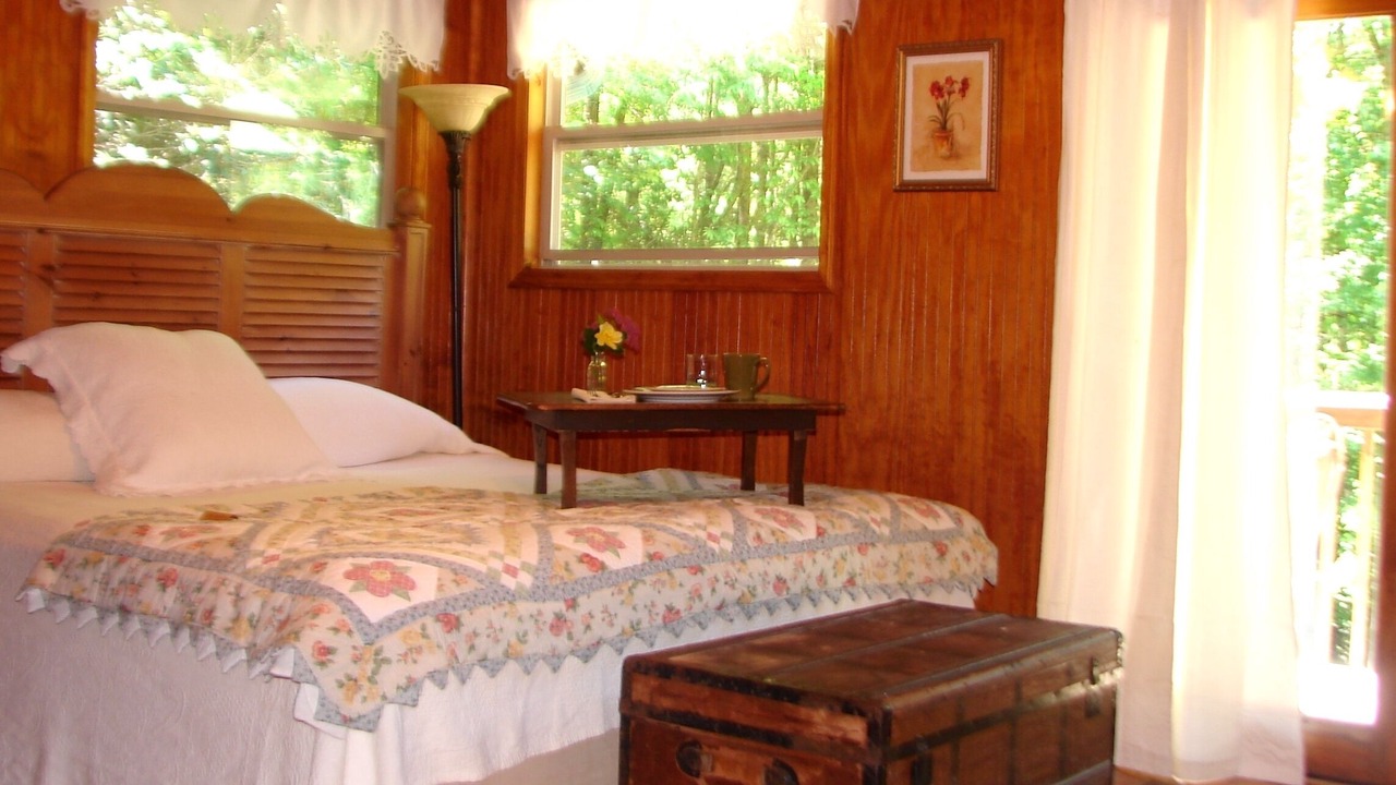 Photo of Bedroom in Robbinsville