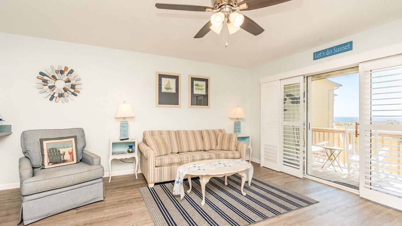Photo of Livingroom in Surf City