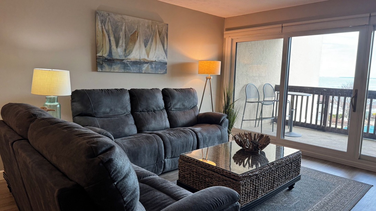 Photo of Livingroom in Port Clinton