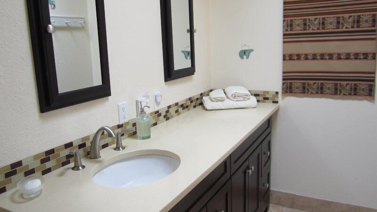 Photo of Bathroom in Sandia Heights South