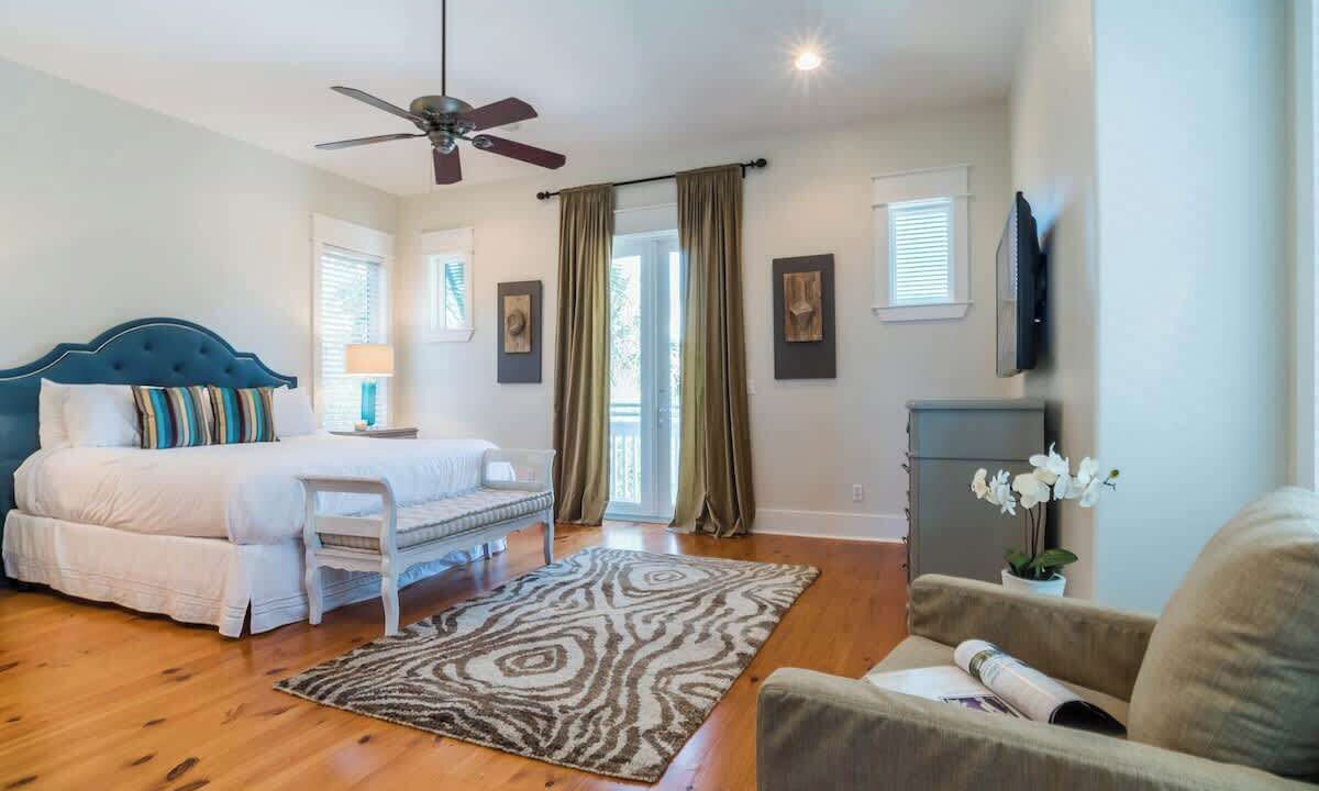 Photo of Bedroom in Seacrest