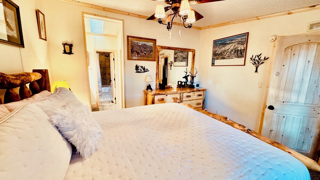 Photo of Bedroom in Estes Park