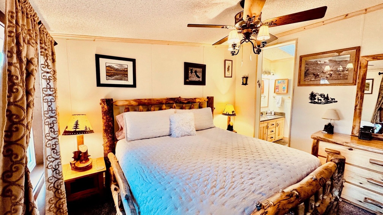 Photo of Bedroom in Estes Park