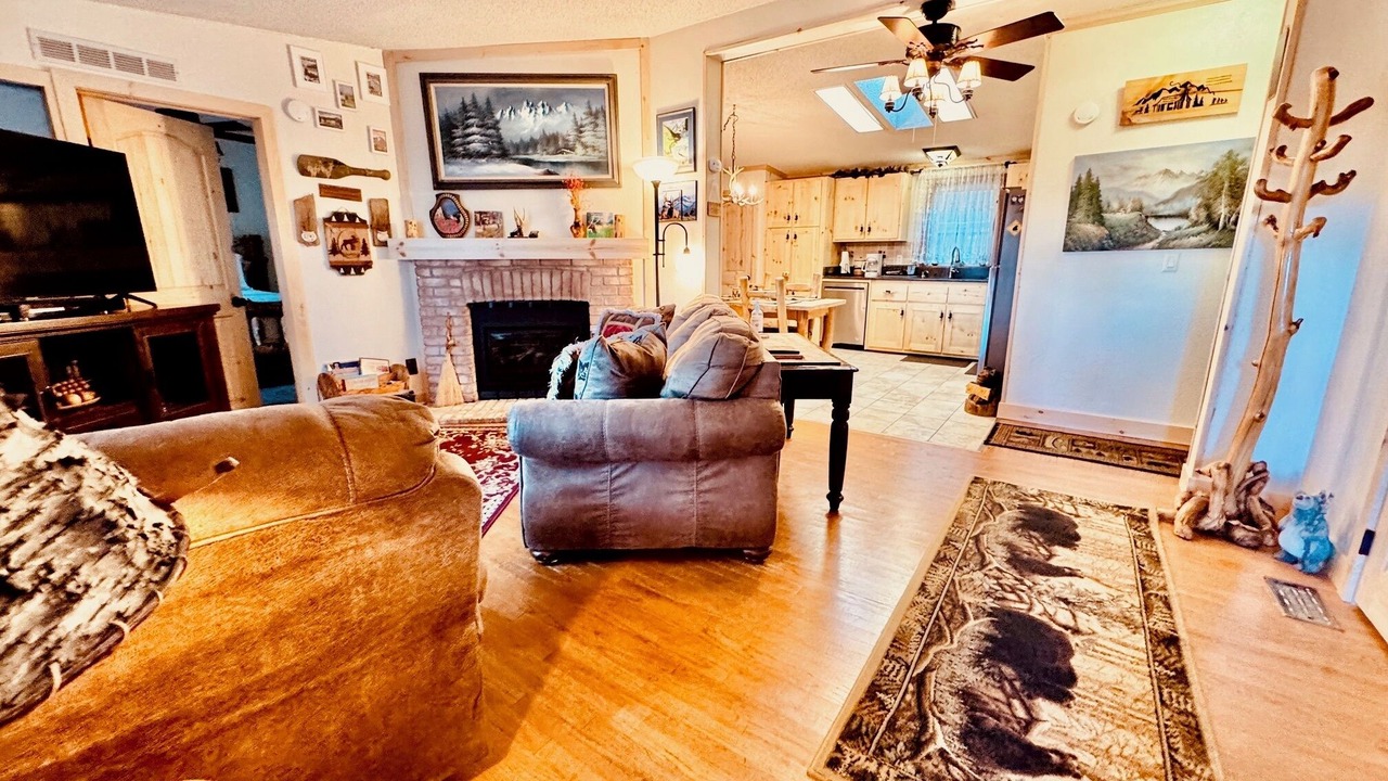 Photo of Livingroom in Estes Park