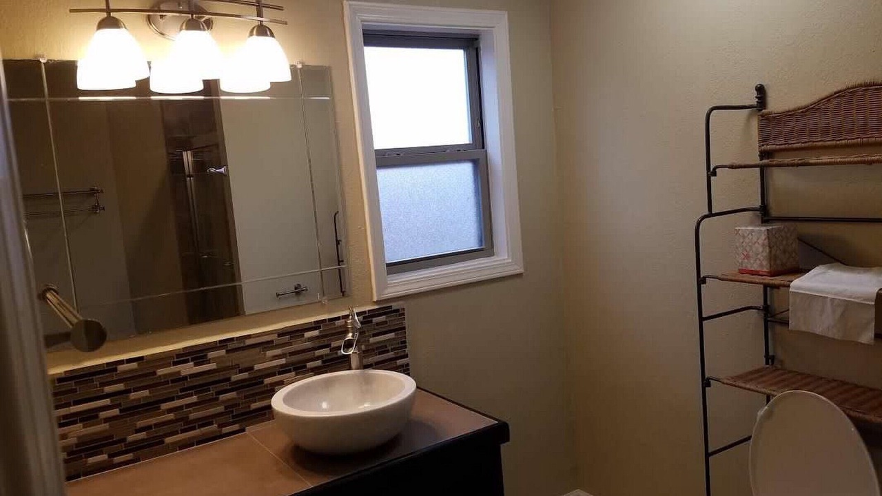 Photo of Bathroom in Alamogordo