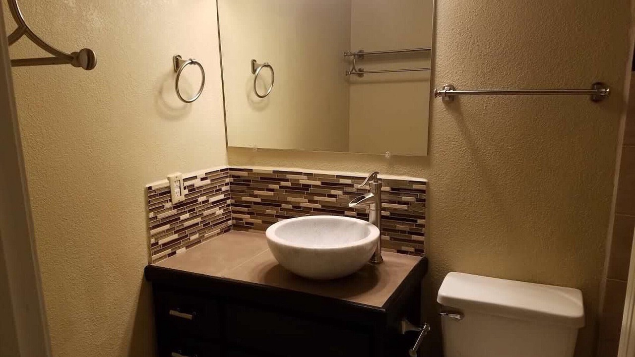 Photo of Bathroom in Alamogordo