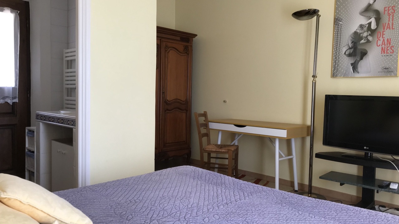 Photo of Bedroom in Arles