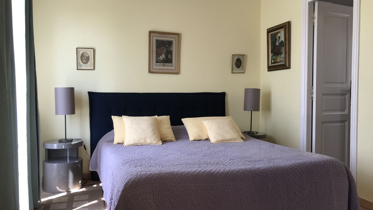 Photo of Bedroom in Arles