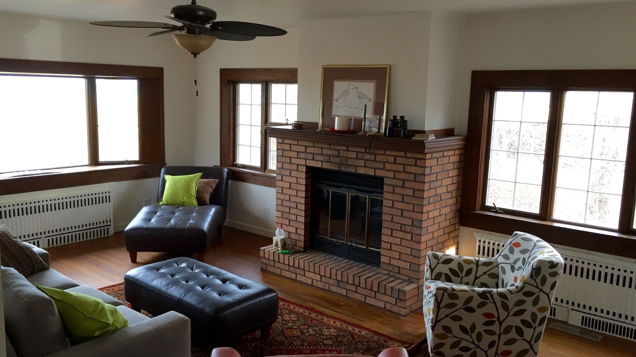 Photo of Livingroom in Miller Beach