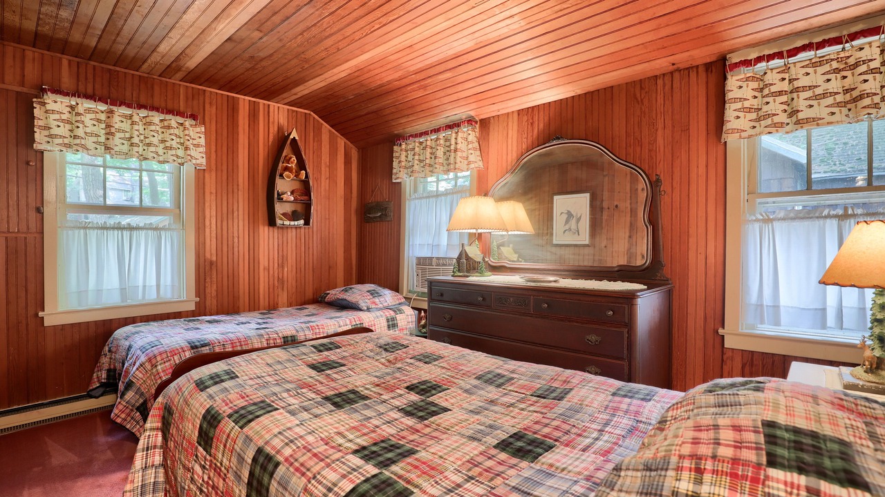 Photo of Others in Mount Gretna