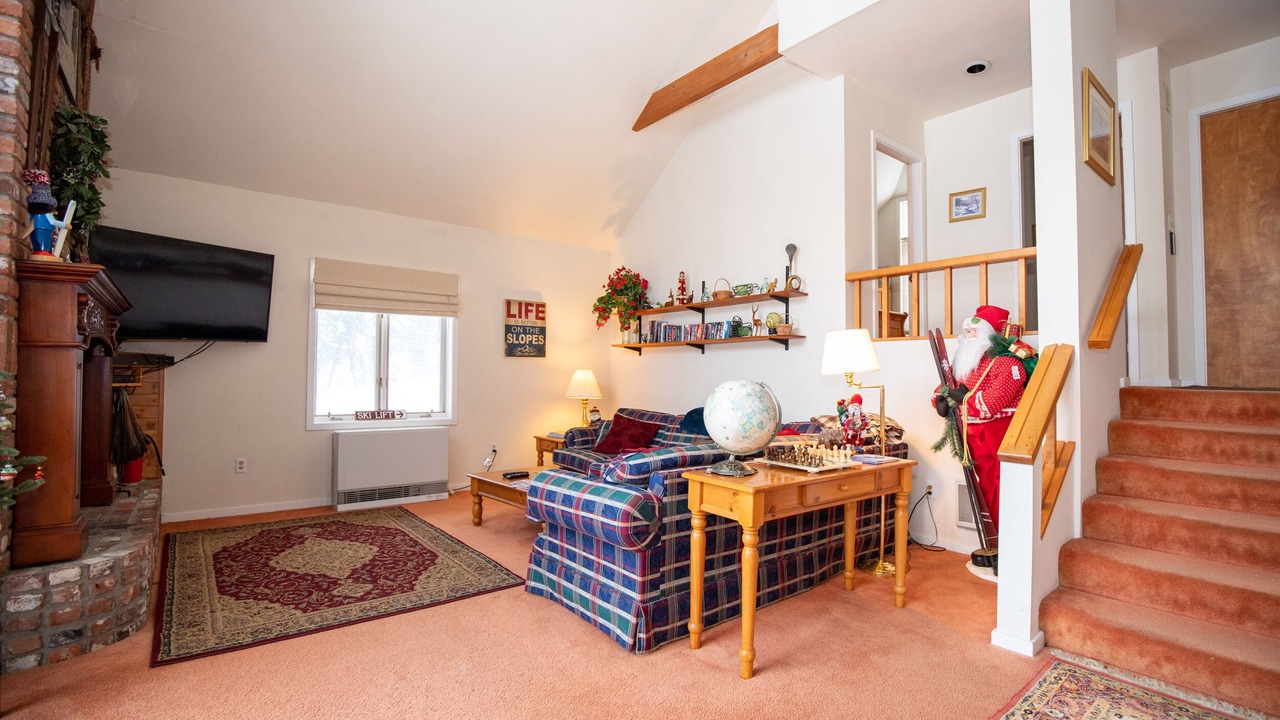 Photo of Livingroom in Stratton Mountain
