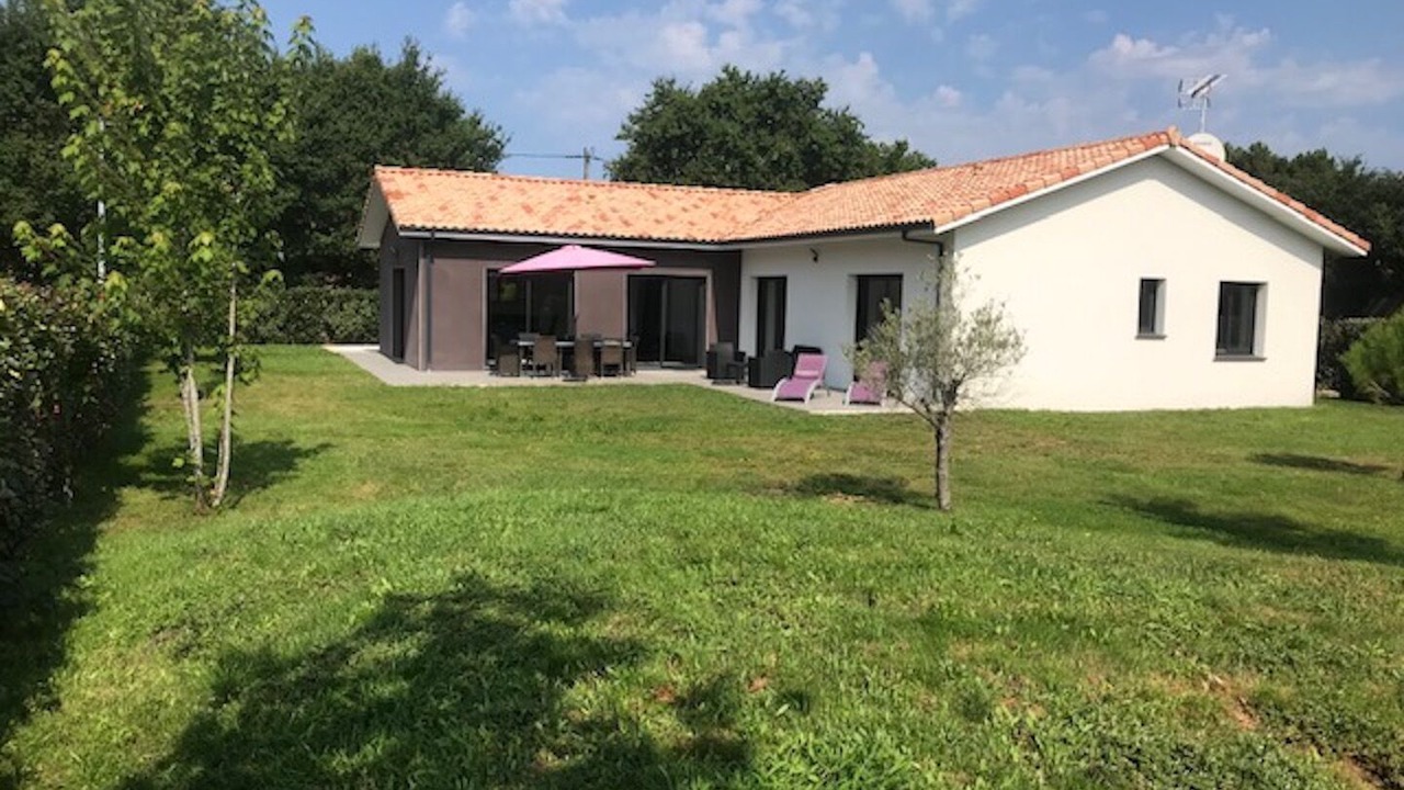 Photo of Outdoor in Gastes