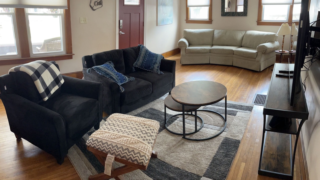 Photo of Livingroom in Oneonta