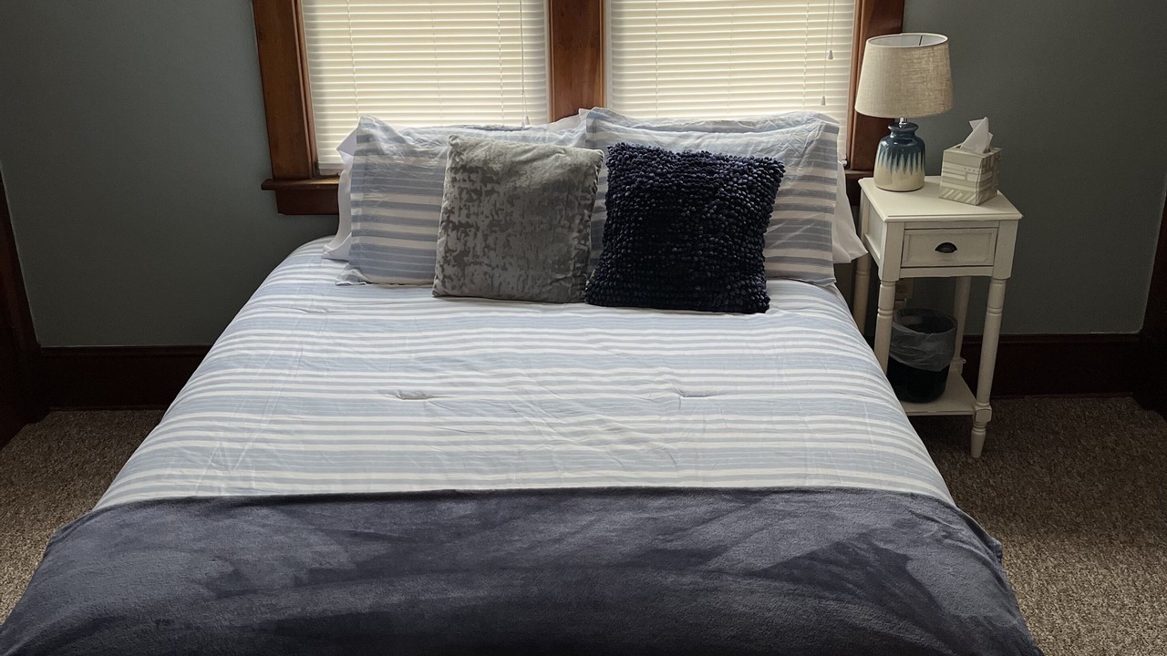 Photo of Bedroom in Oneonta