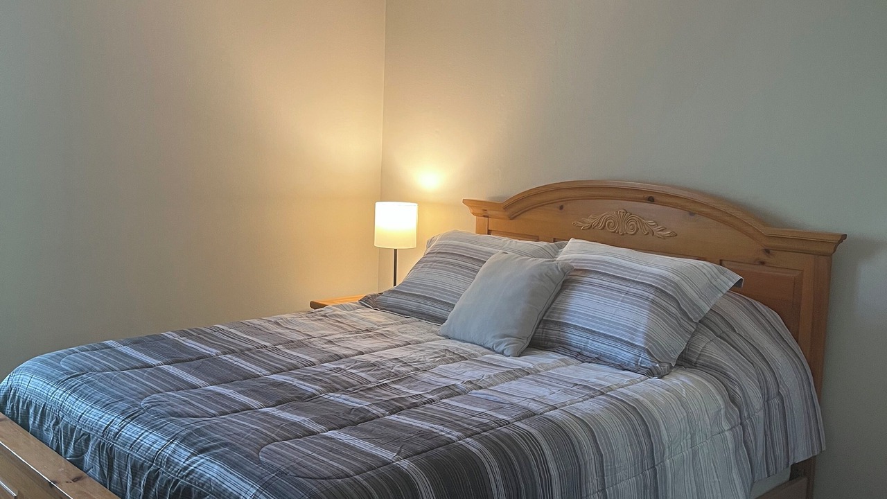 Photo of Bedroom in Alden Bridge