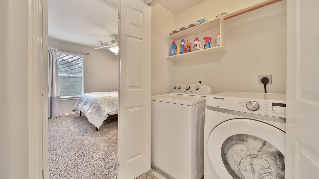 Photo of Bedroom in Alden Bridge