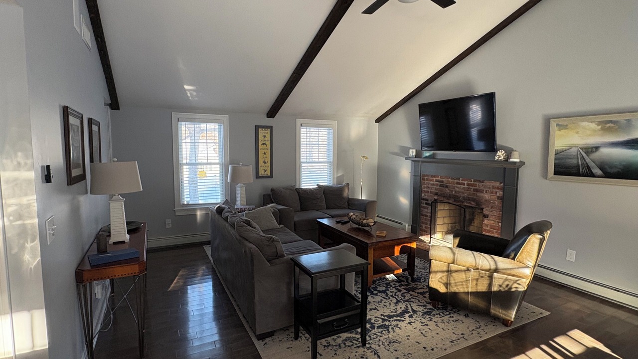 Photo of Livingroom in East Dennis