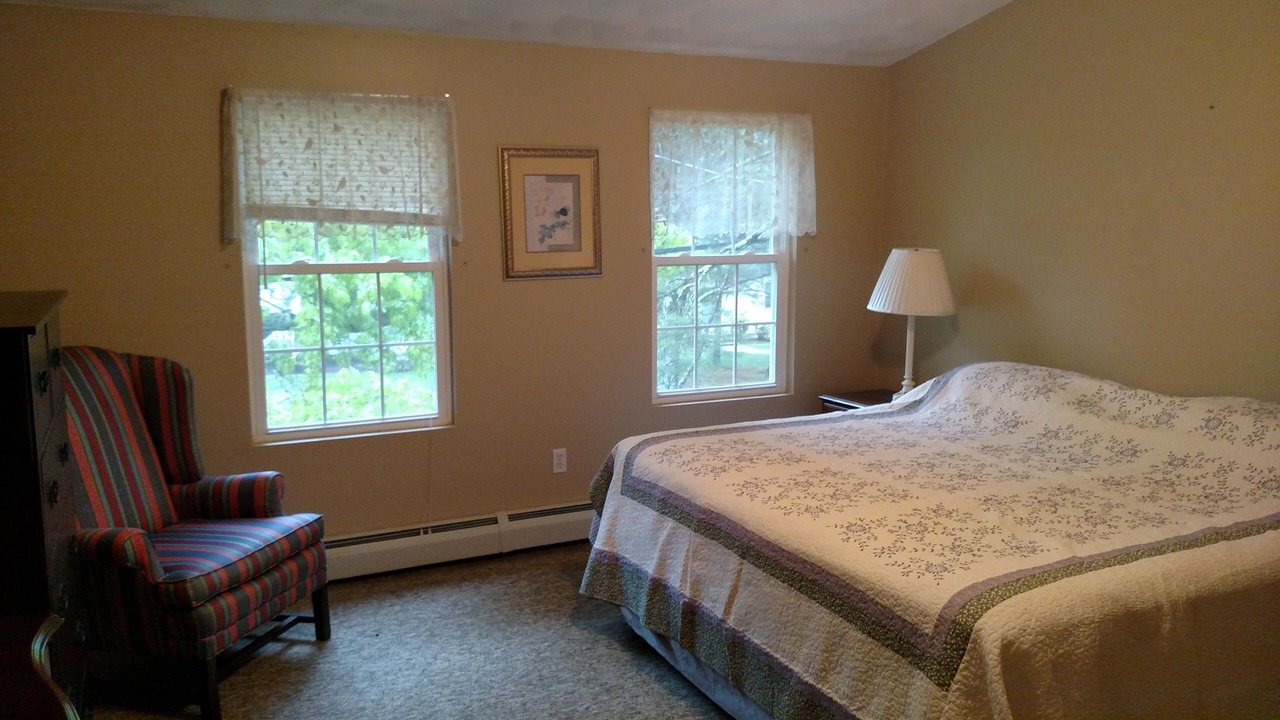 Photo of Bedroom in Kenyon