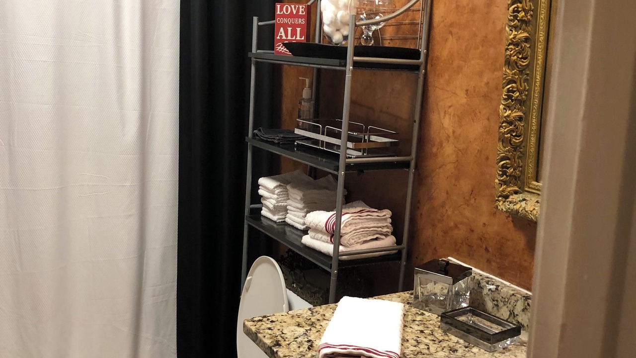Photo of Bathroom in Tuscaloosa