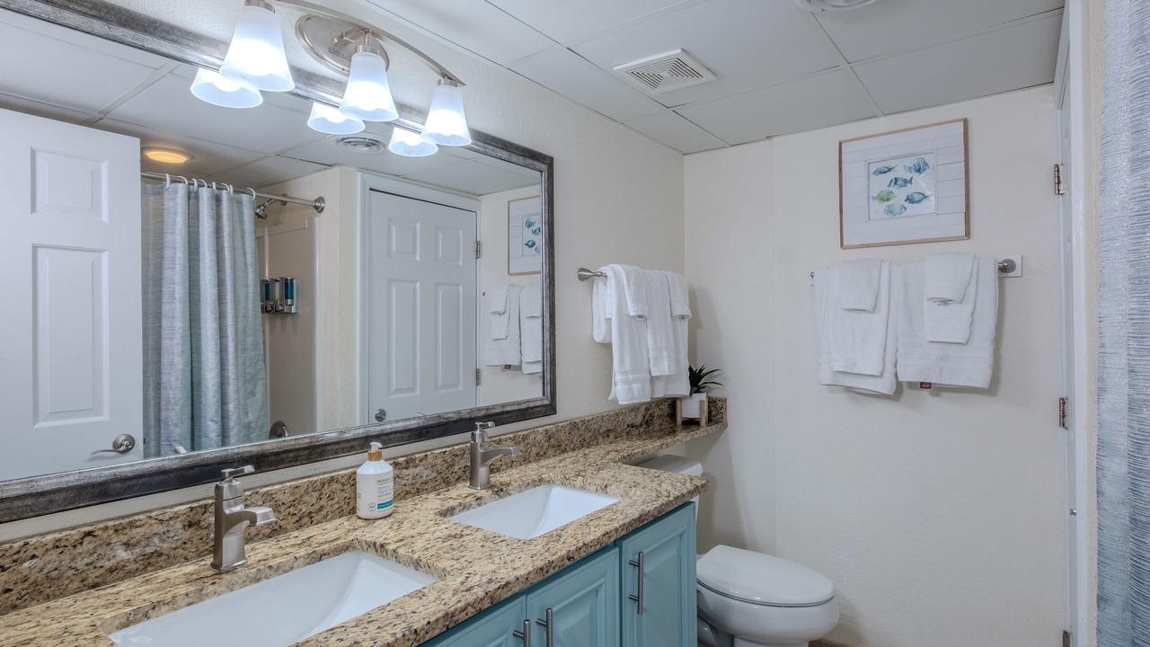 Photo of Bathroom in Windy Hill