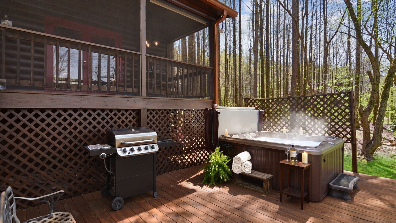 Photo of Patio Balcony in Ellijay