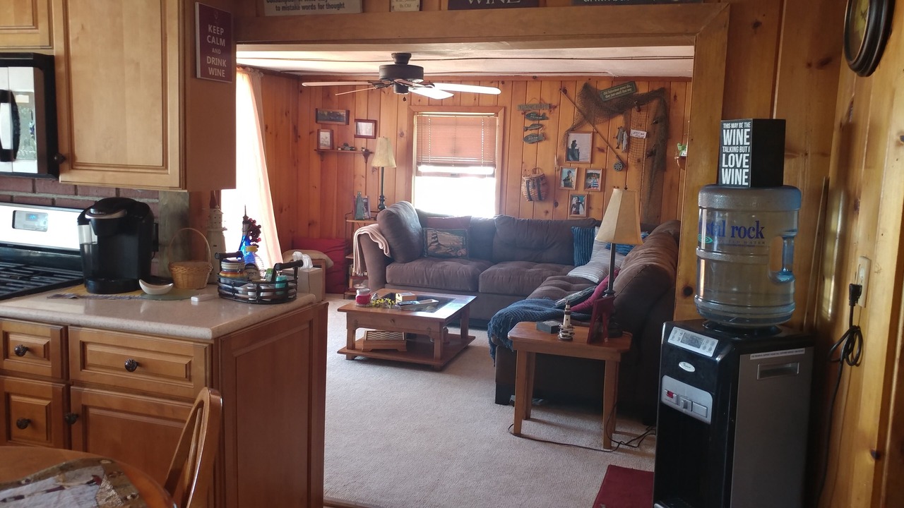 Photo of Livingroom in Frontenac