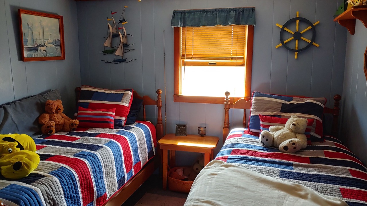 Photo of Bedroom in Frontenac