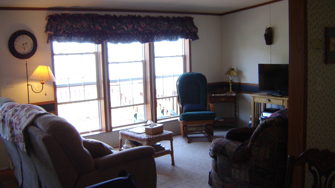 Photo of Livingroom in Canastota