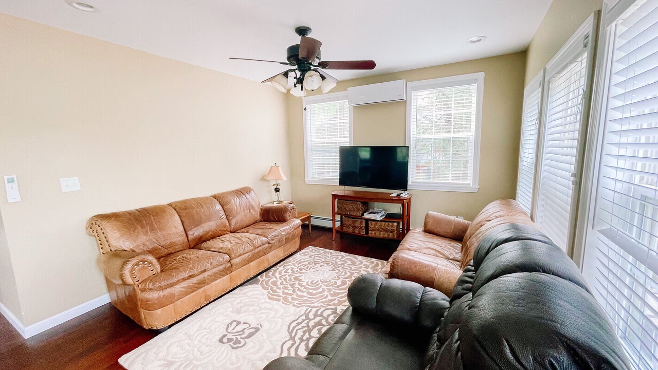 Photo of Livingroom in Otis