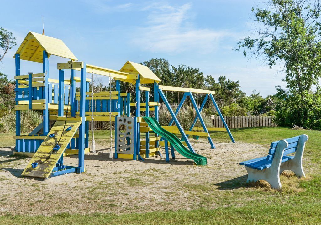 Photo of Others in Oceanmarsh Subdivision